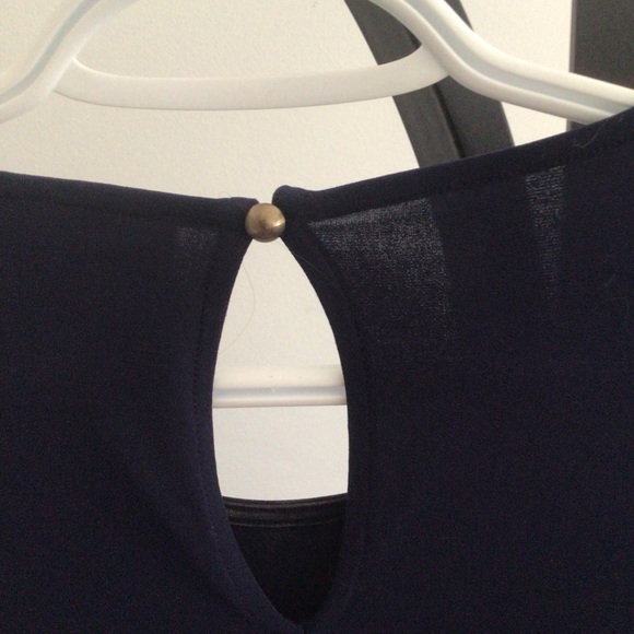 Michael Kors Top XL - Picture 4 of 6